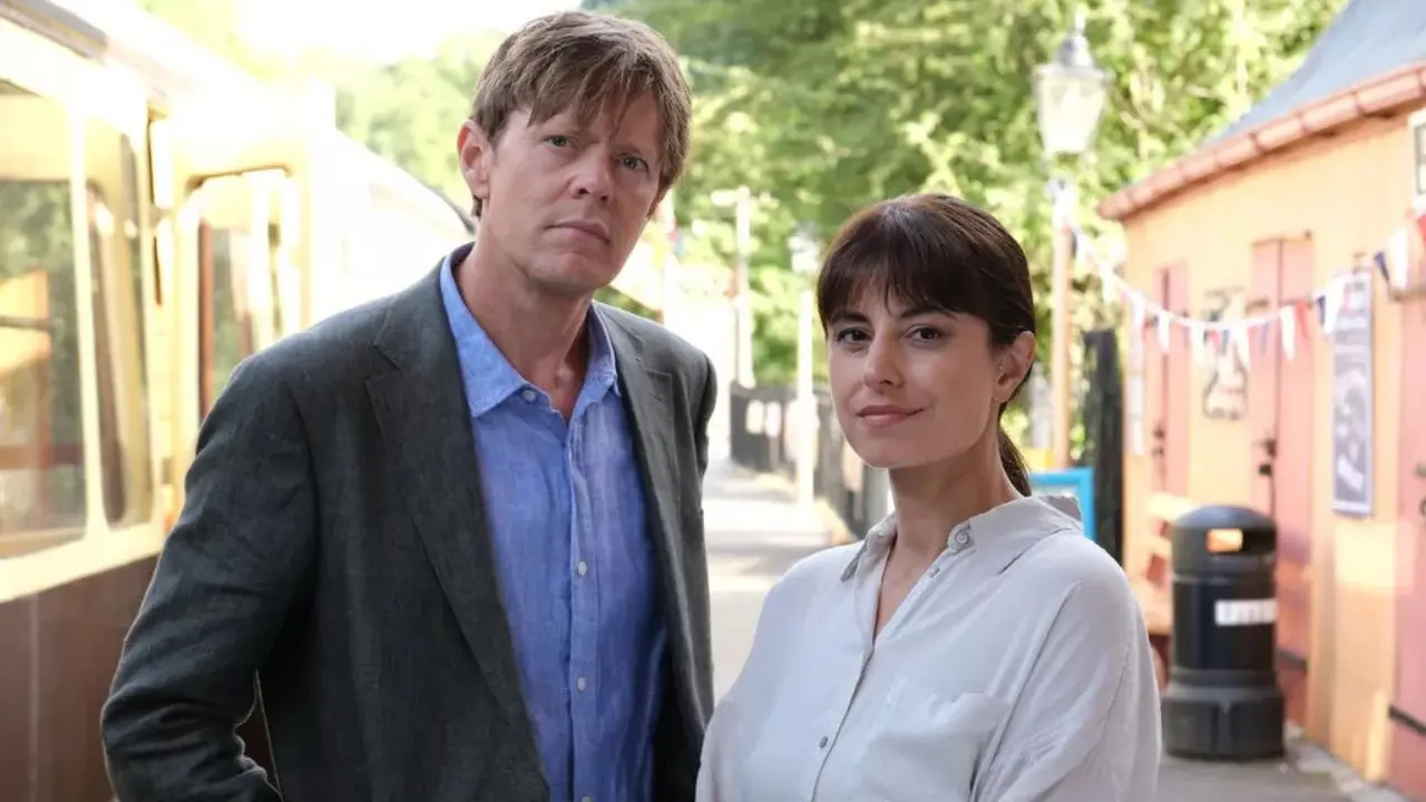 Hannah Dodkin: The Private Life of Kris Marshall's Wife and Their Endearing  Family Story