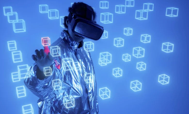 The Anatomy of a Metaverse Key Stages in its Creation