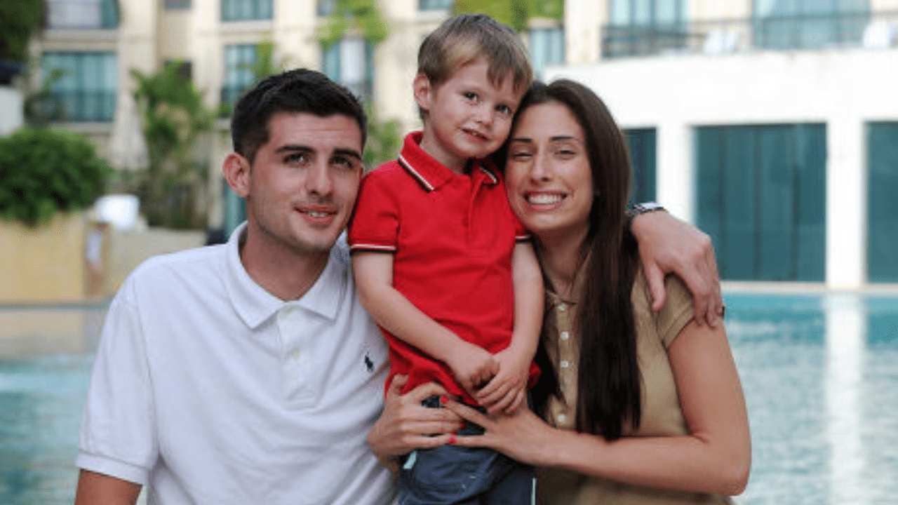 Aaron Barnham – Biography, Personal Life, and Connection to Stacey Solomon