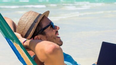 Family Travel in the Digital Age: Keeping Everyone Connected