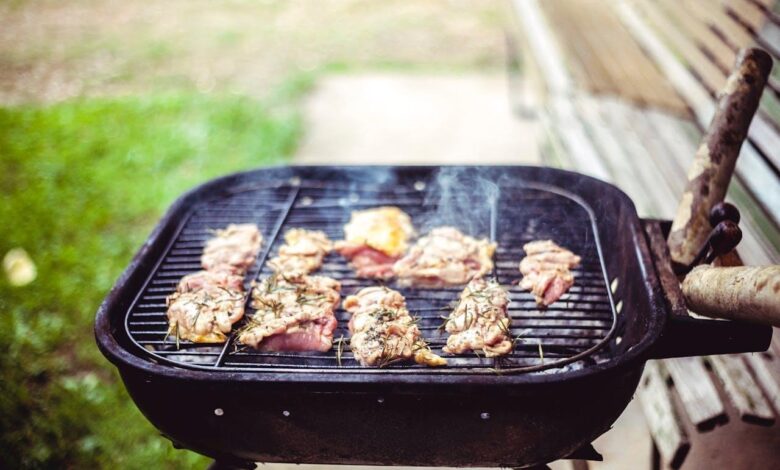 Barbecuing in Small Gardens