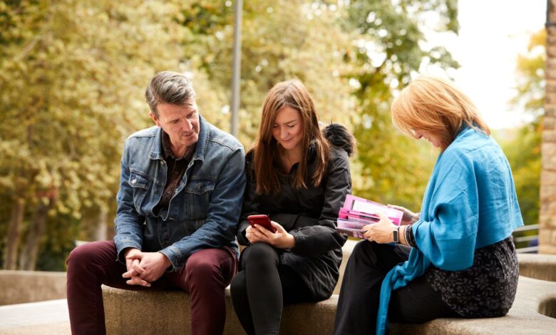 The Parent's Guide to Visiting Your Student in the UK