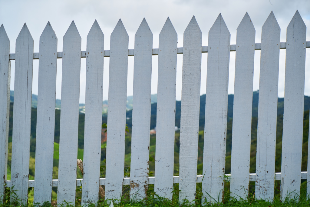  Fence Builder