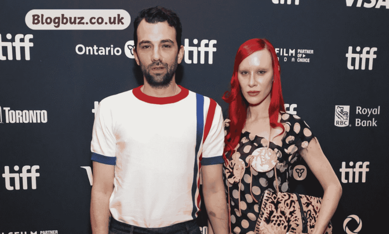 jay baruchel wife