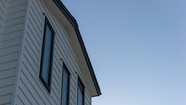 Hardie Board Siding in Calgary Cost, Benefits, and What to Expect