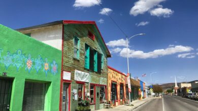 10 US Towns Where the City Sign Became More Famous Than the Town Itself