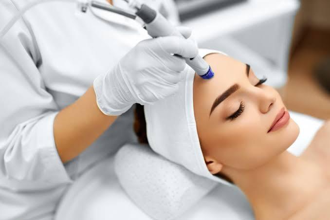 7 Things You Should Know Before Seeing a Dermatologist in HSR Layout