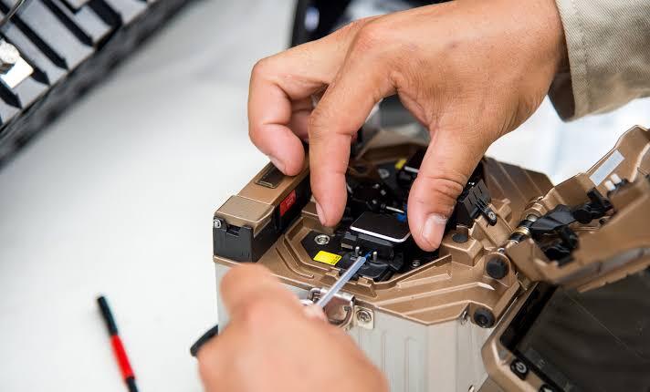 How to Evaluate a Fiber Optic Splicing Services Provider Before Signing Any Contract in the US