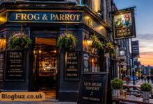 frog & parrot